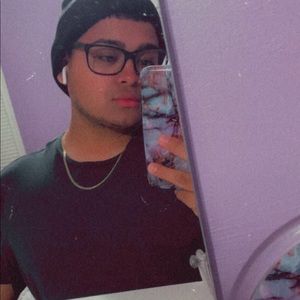 Meet your Posher, Thomas